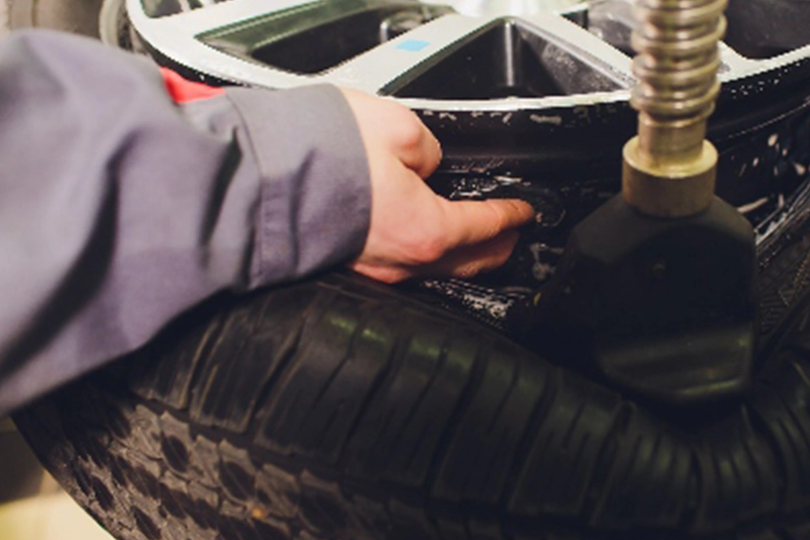 What Is the TPMS Sensor on Your Car and How Does It Work?
